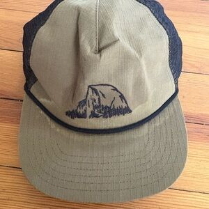 The North Face Gray and Black Cap